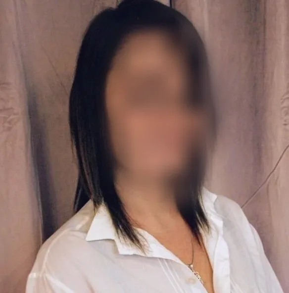 Gemma, 32
