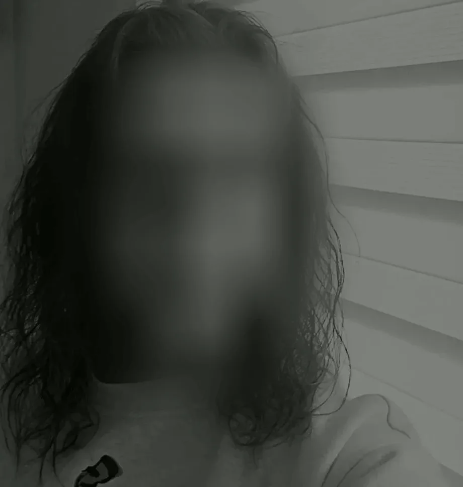 Natalie, 33