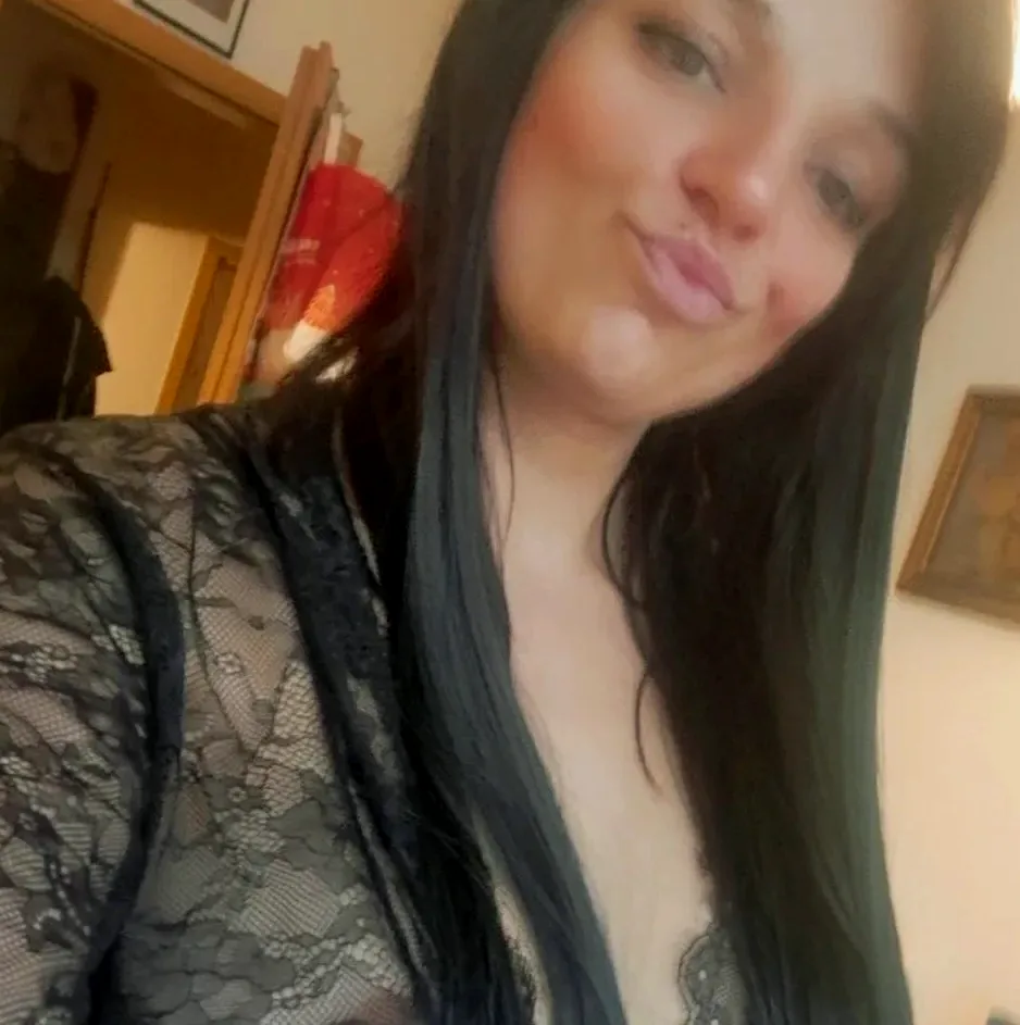 Saoirse, 36